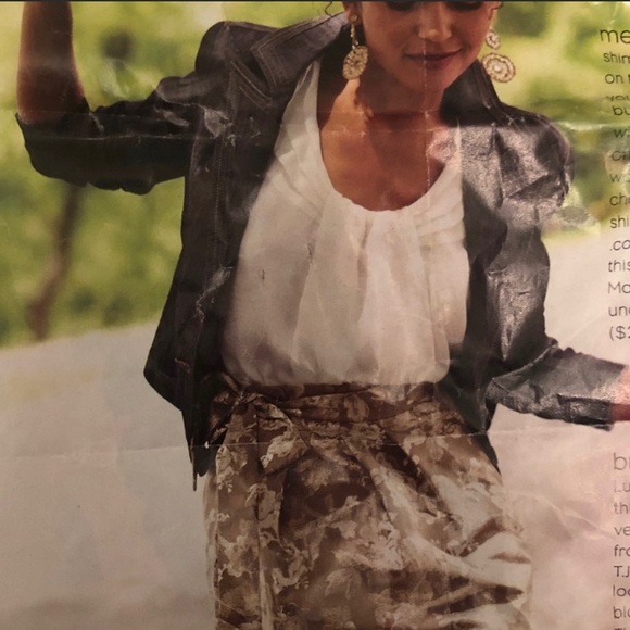 Alice and Olivia High-Waisted Skirt - Picture 2 of 4